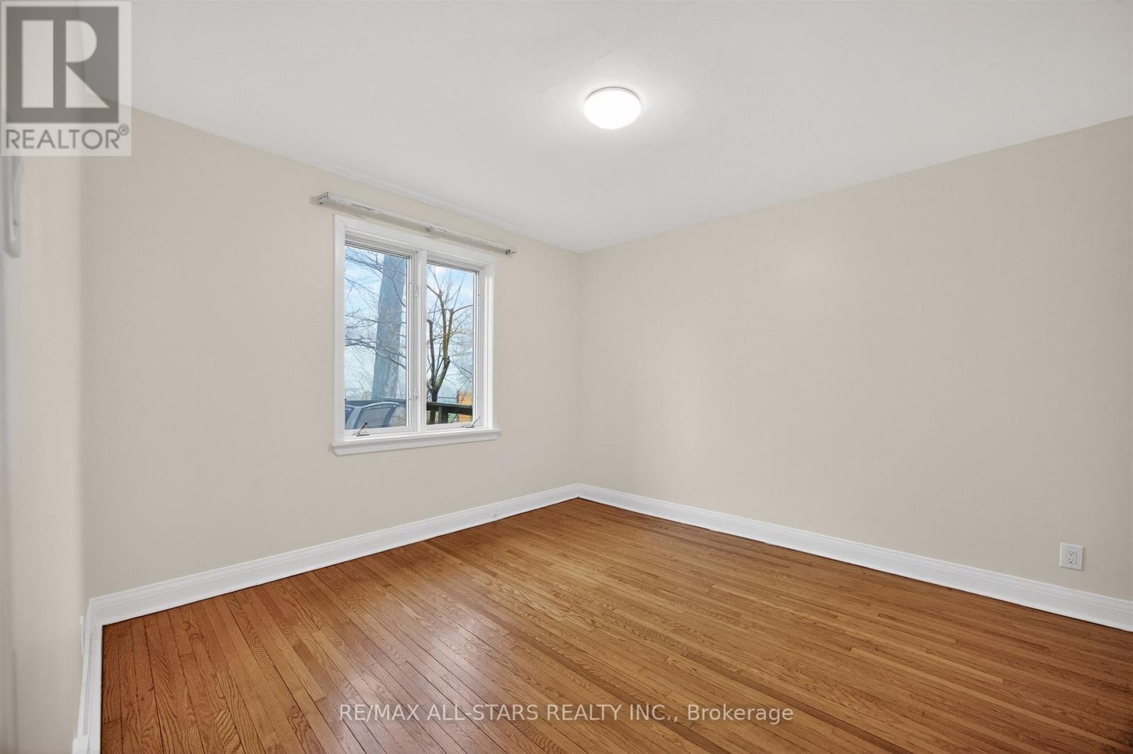62 Larwood Boulevard, Toronto, Ontario  M1M 2M5 - Photo 16 - E13019308