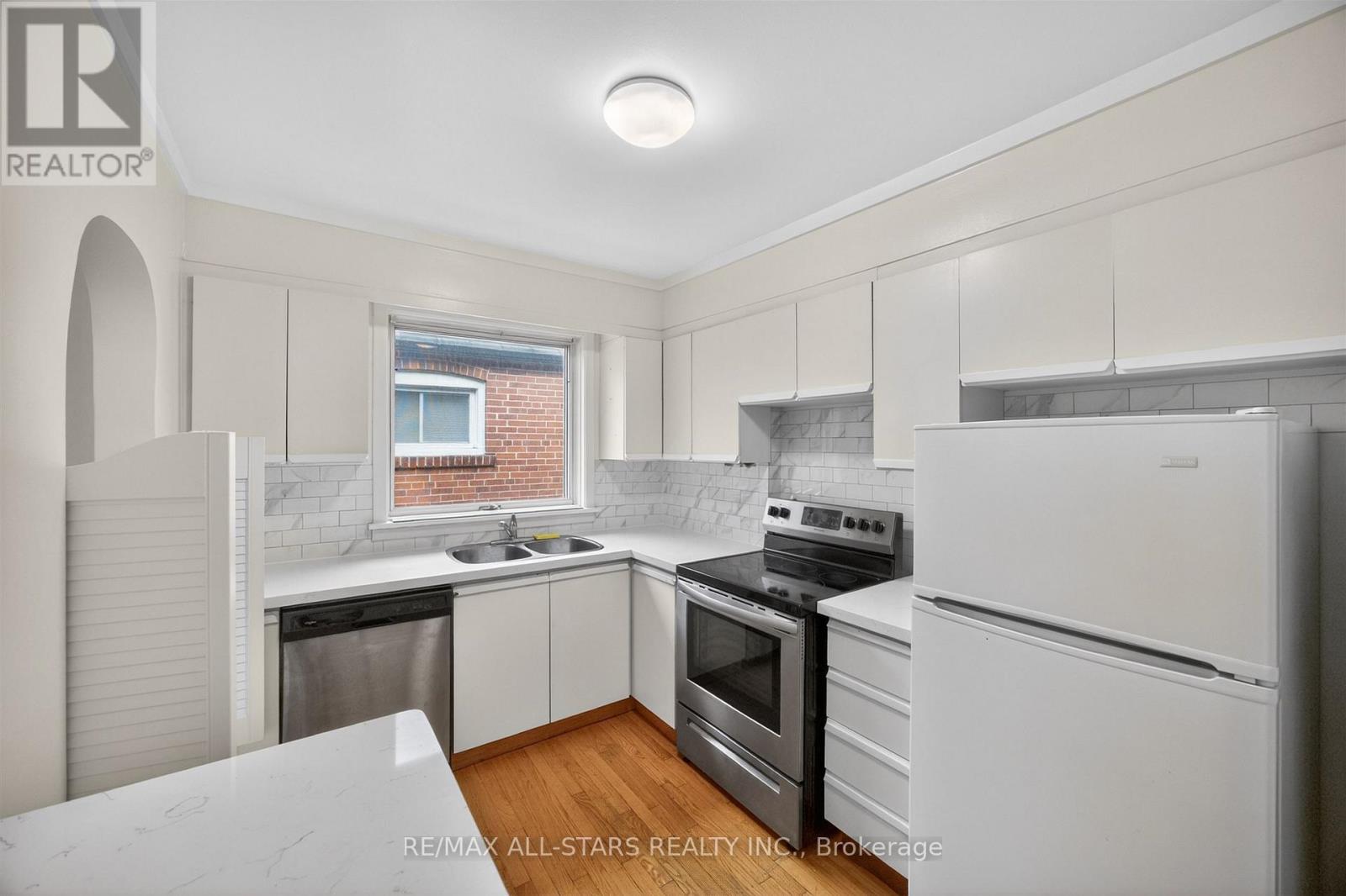 62 Larwood Boulevard, Toronto, Ontario  M1M 2M5 - Photo 10 - E13019308