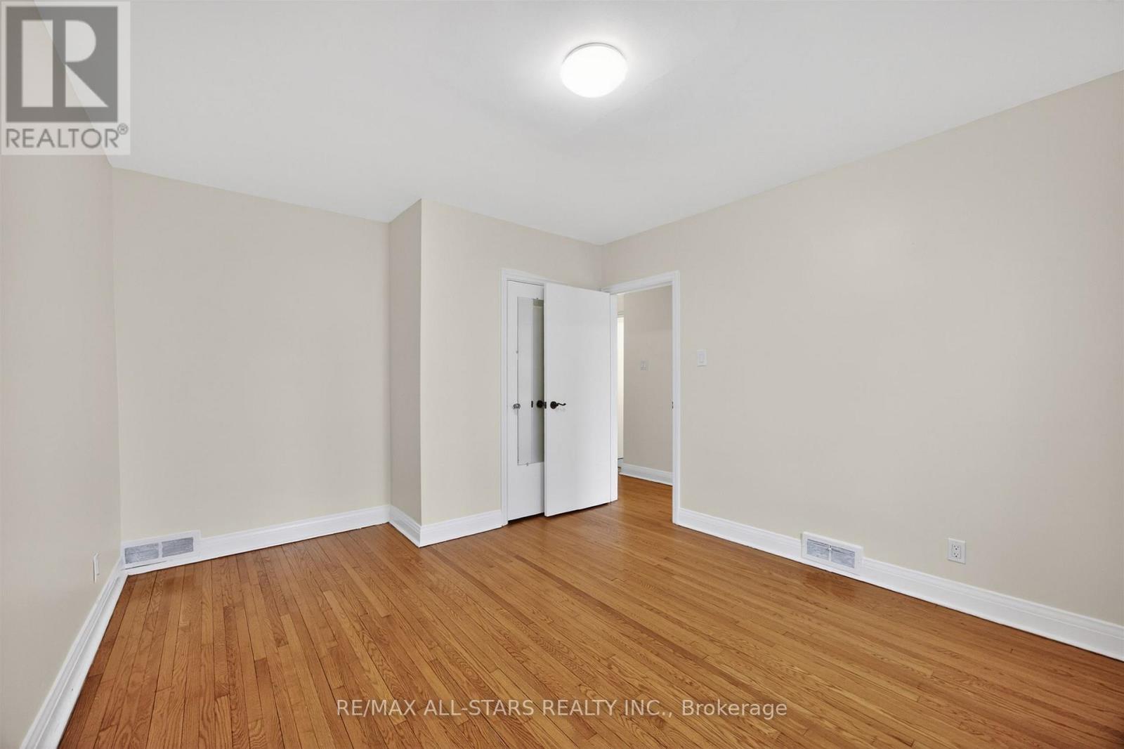 62 Larwood Boulevard, Toronto, Ontario  M1M 2M5 - Photo 18 - E13019308