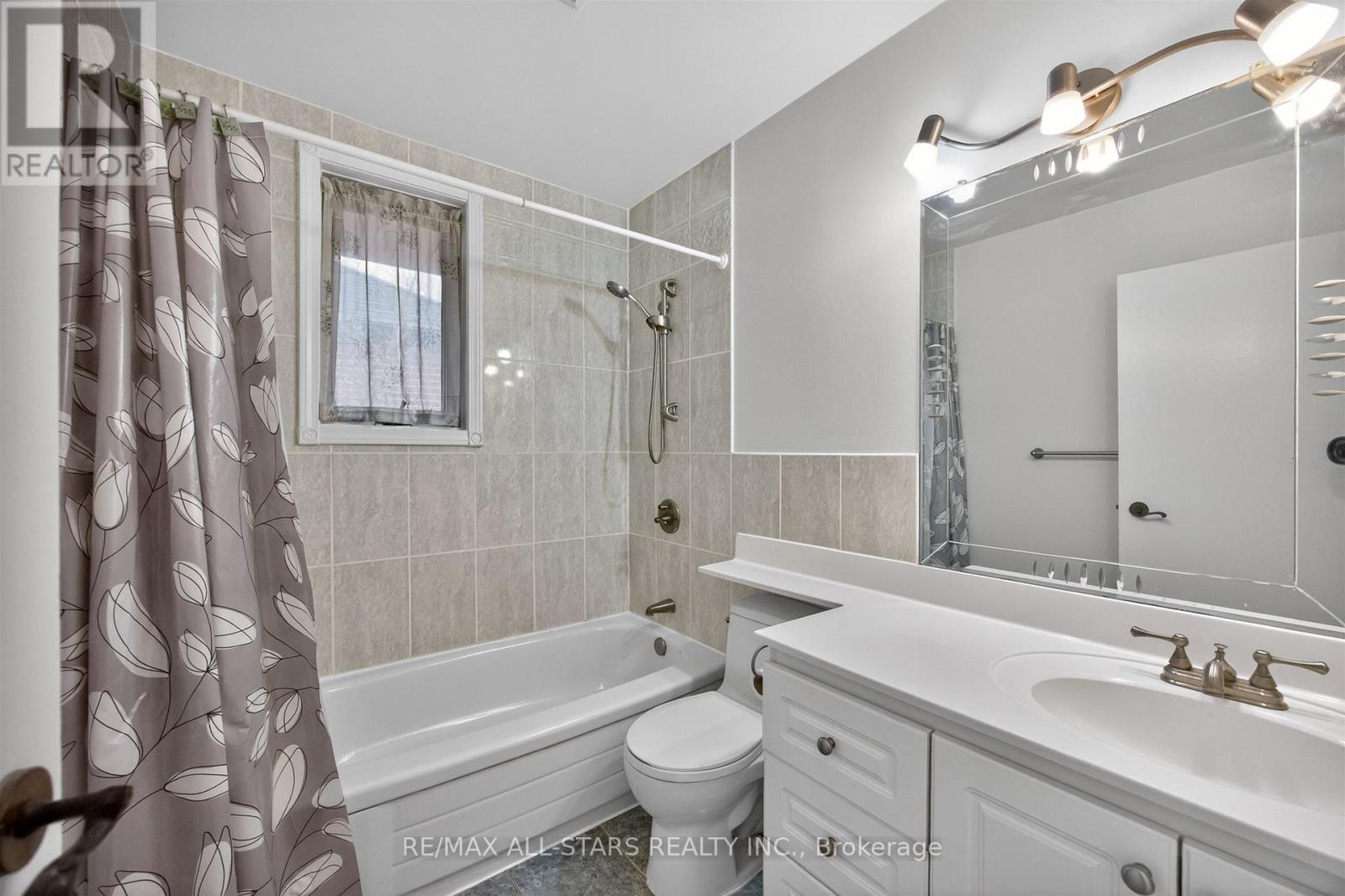 62 Larwood Boulevard, Toronto, Ontario  M1M 2M5 - Photo 21 - E13019308