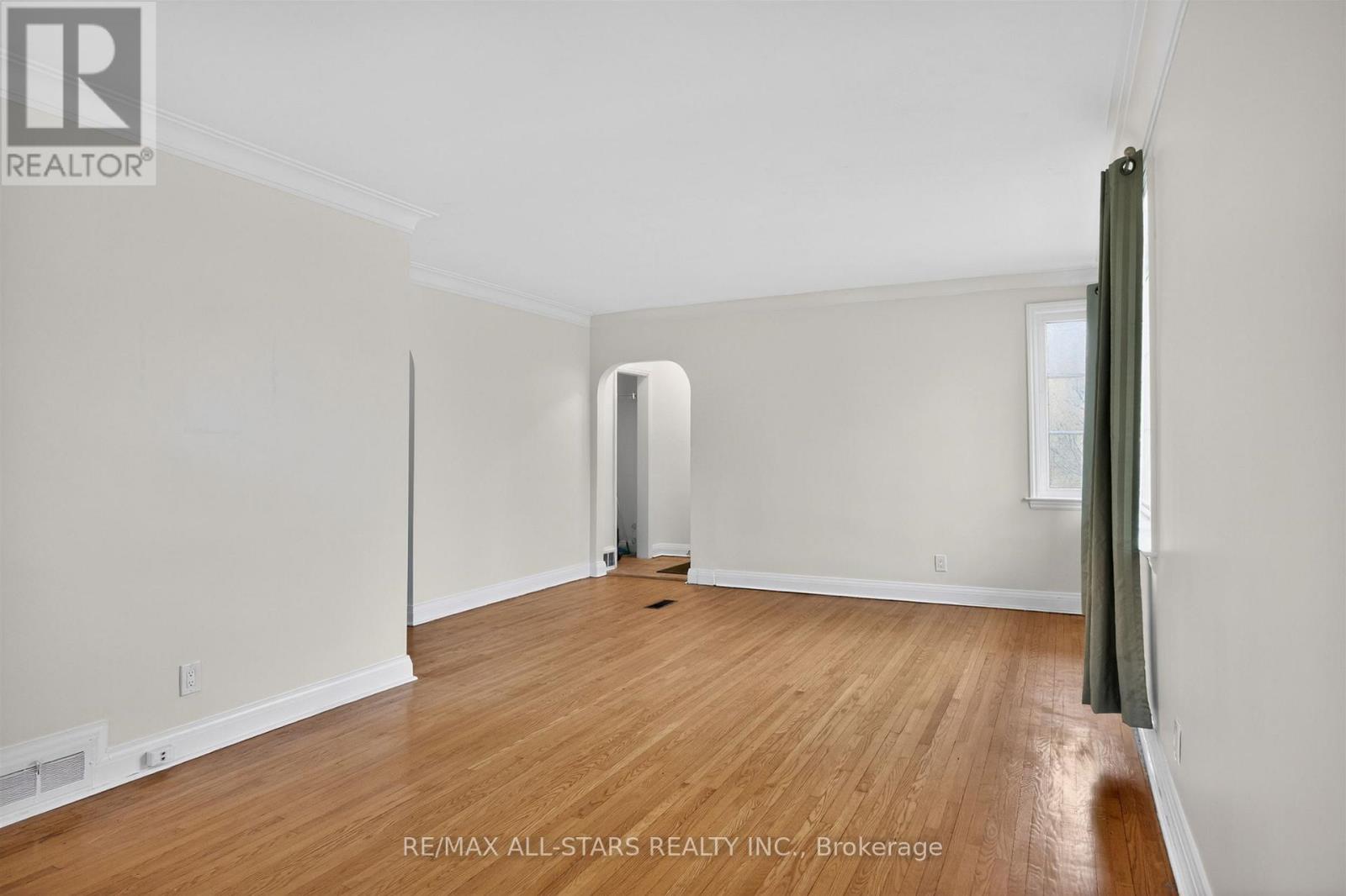 62 Larwood Boulevard, Toronto, Ontario  M1M 2M5 - Photo 7 - E13019308