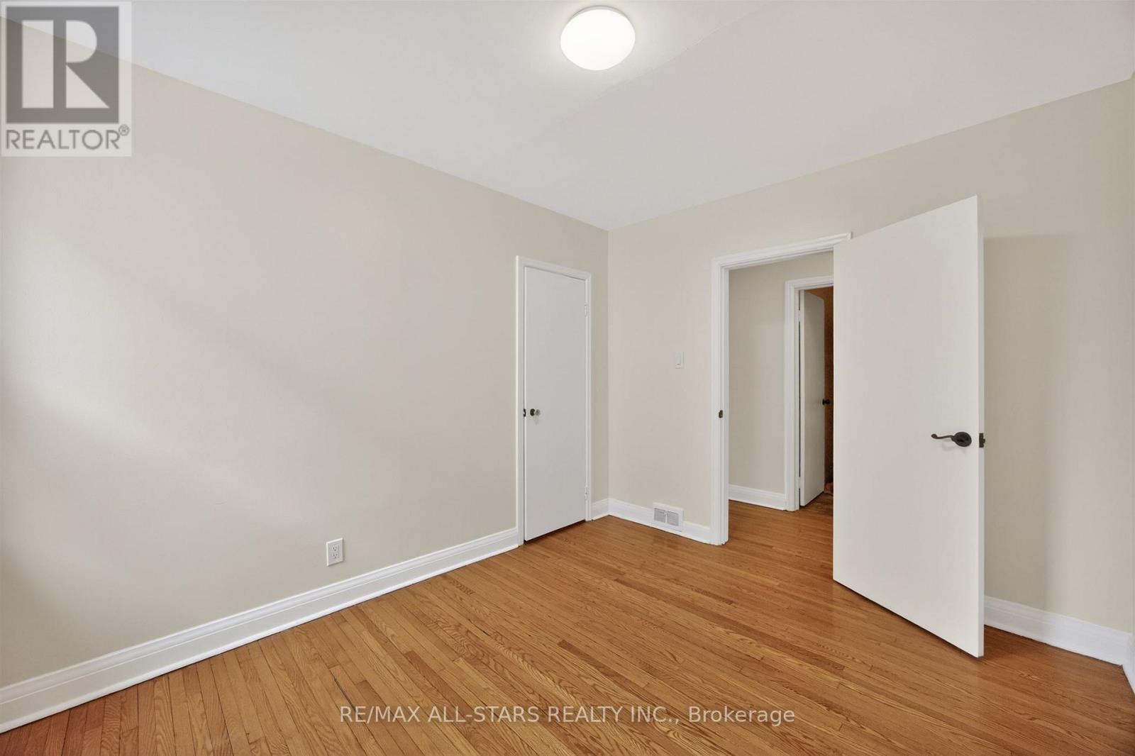 62 Larwood Boulevard, Toronto, Ontario  M1M 2M5 - Photo 20 - E13019308