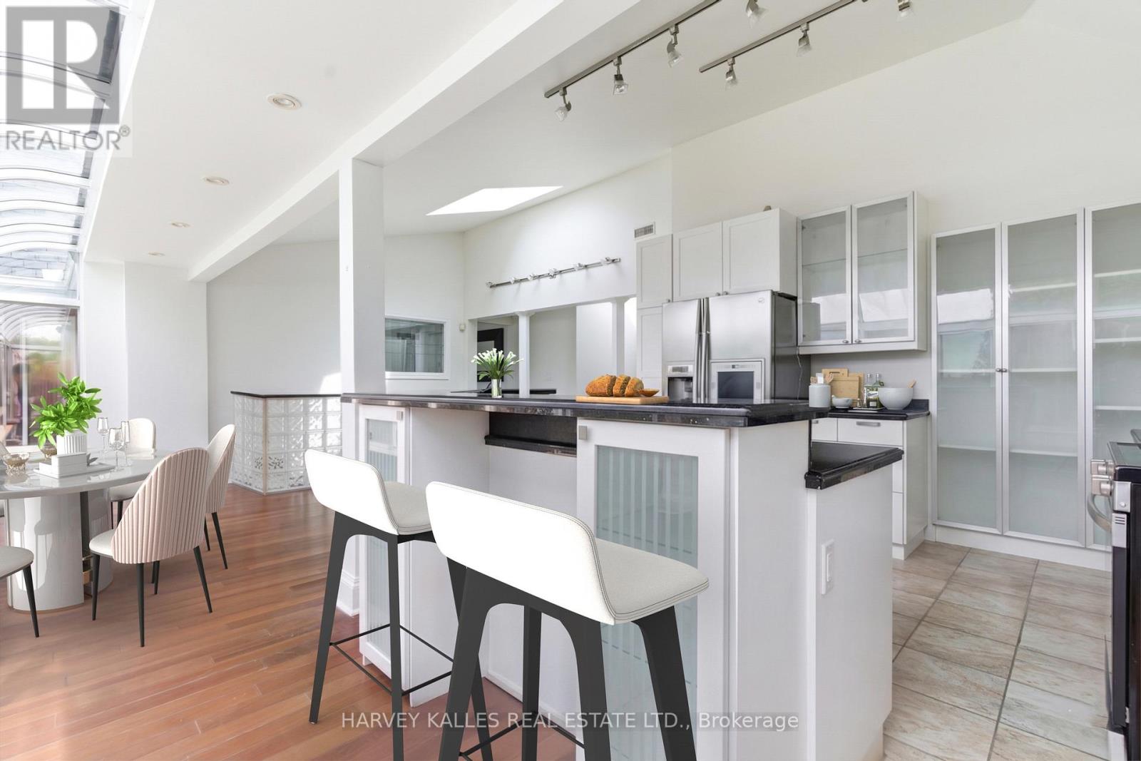 8 Oak Drive, Puslinch, Ontario  N0B 2J0 - Photo 12 - X13019806