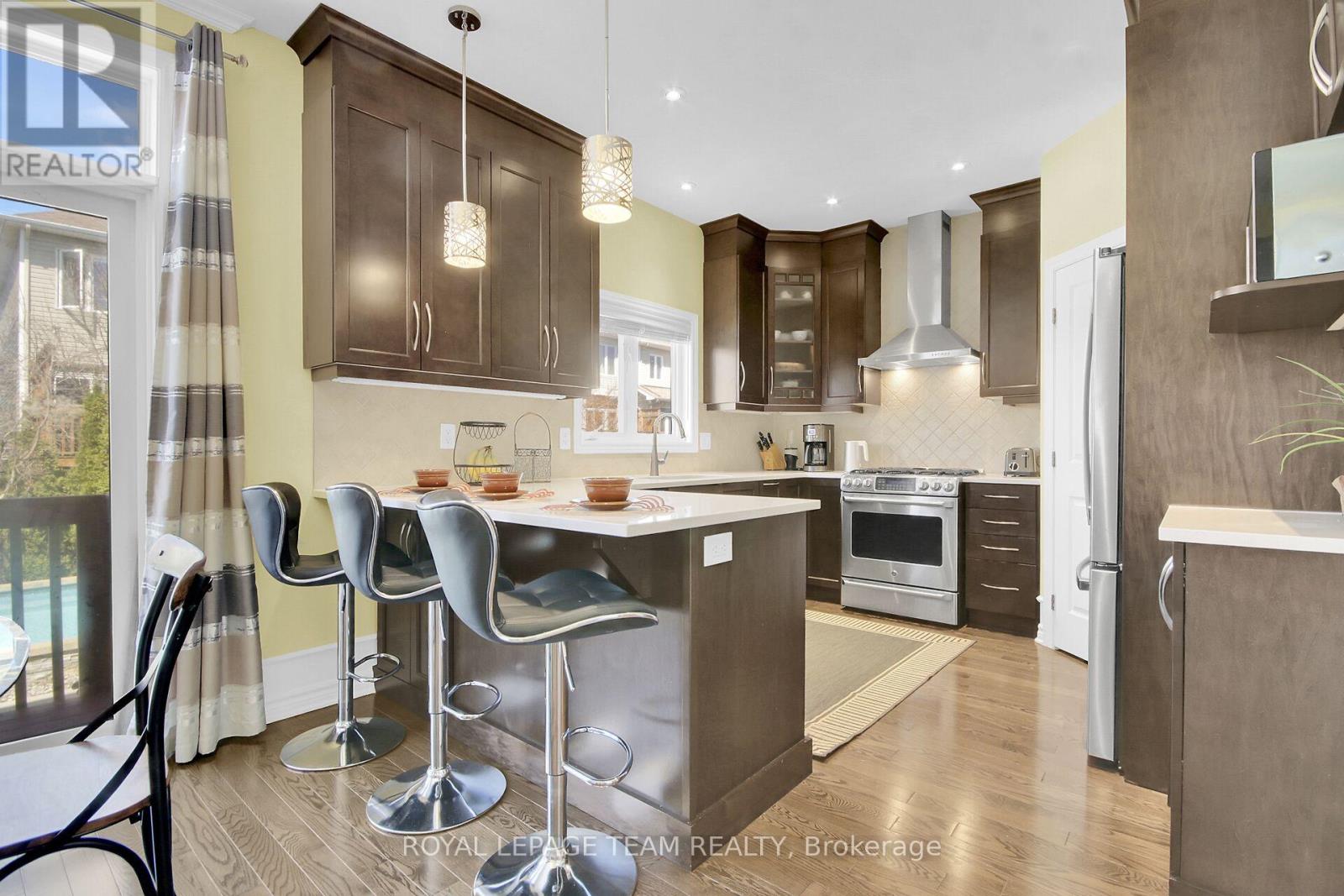 214 Davy Street, Ottawa, Ontario  K2M 0H6 - Photo 3 - X13019960