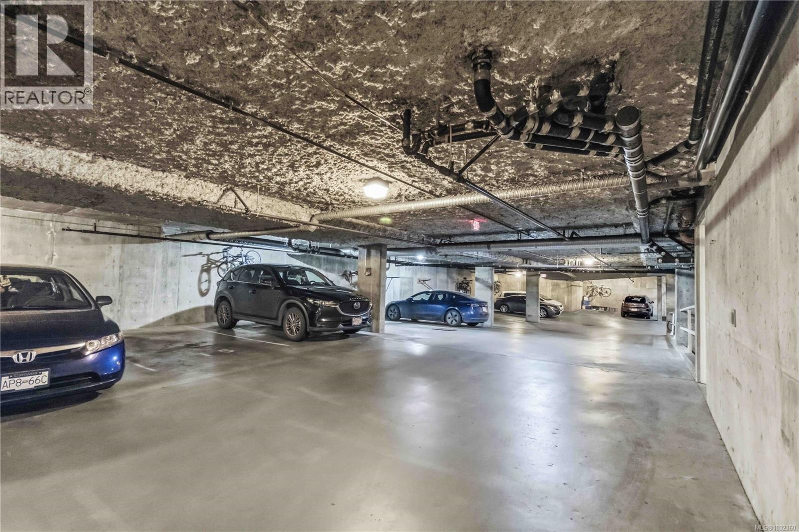 211 1371 Hillside Ave, Victoria, British Columbia  V8T 2B3 - Photo 30 - 1032360