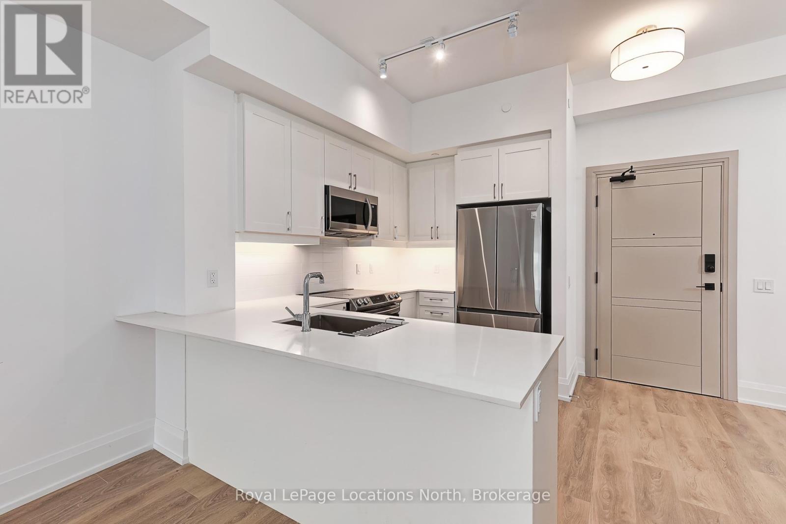 322 - 1 Hume Street, Collingwood, Ontario  L9Y 0X3 - Photo 3 - S13020296