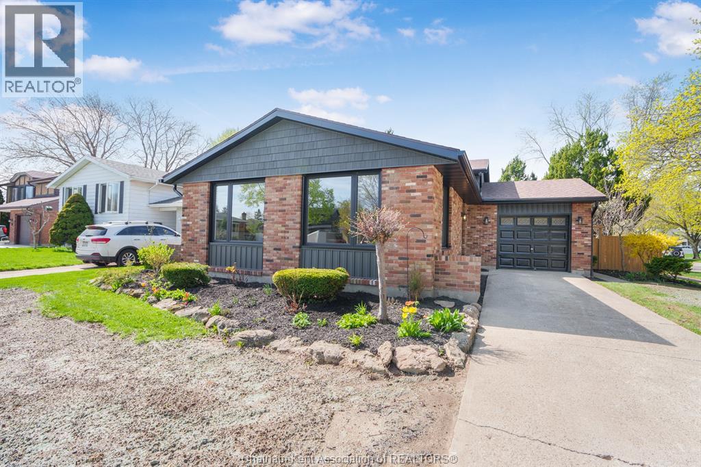 3 Academy Crescent, Chatham, Ontario  N7L 4R2 - Photo 2 - 26008039