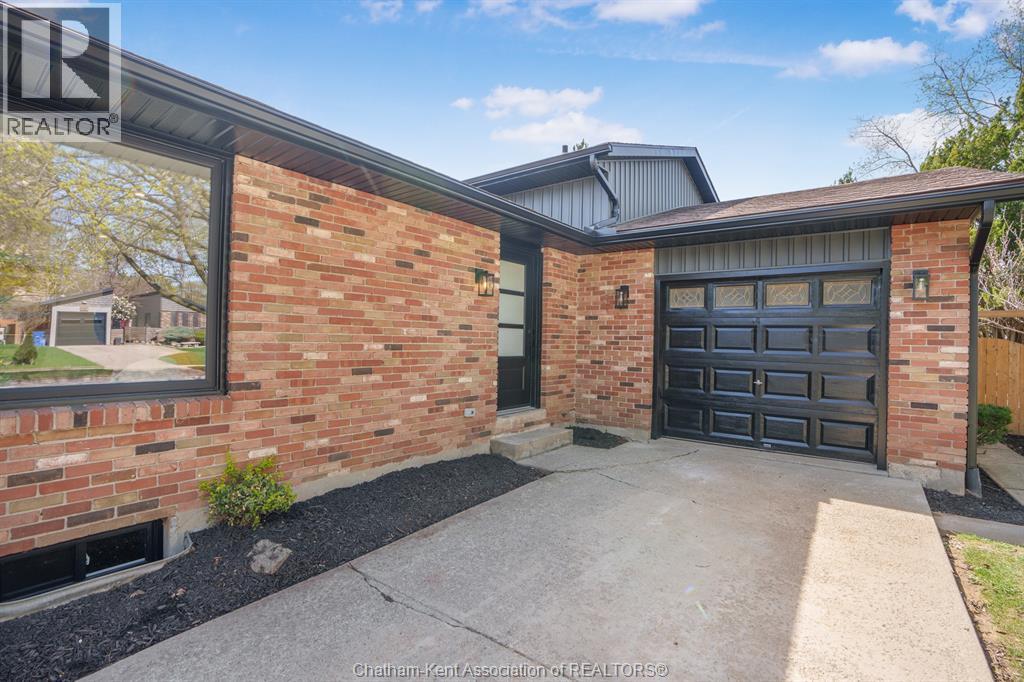 3 Academy Crescent, Chatham, Ontario  N7L 4R2 - Photo 3 - 26008039