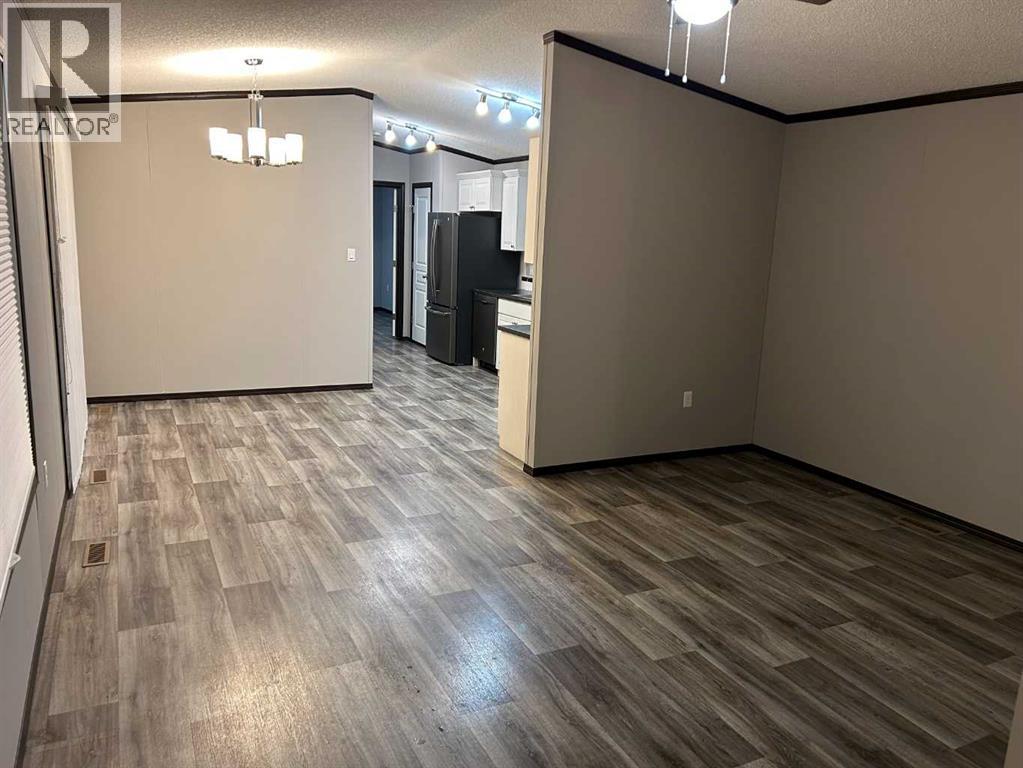 19 4 Street W, Faust, Alberta  T0G 0X0 - Photo 6 - A2275960