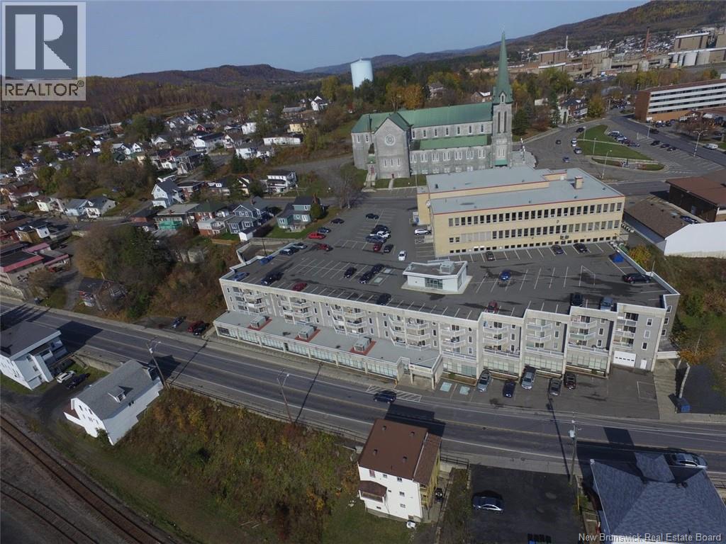 127-165 St-Francois Street, Edmundston, New Brunswick  E3V 1E8 - Photo 3 - NB137505