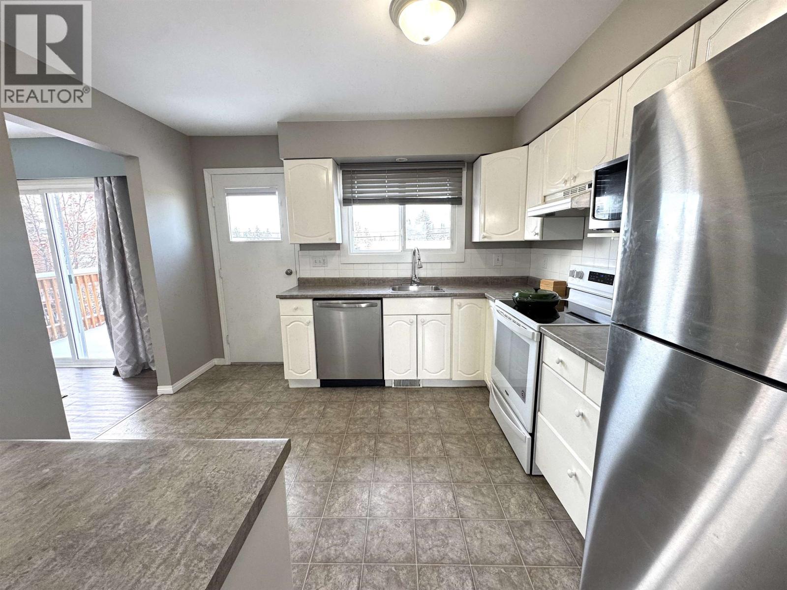 11224 92 Street, Fort St. John, British Columbia  V1J 4Y3 - Photo 14 - R3109440