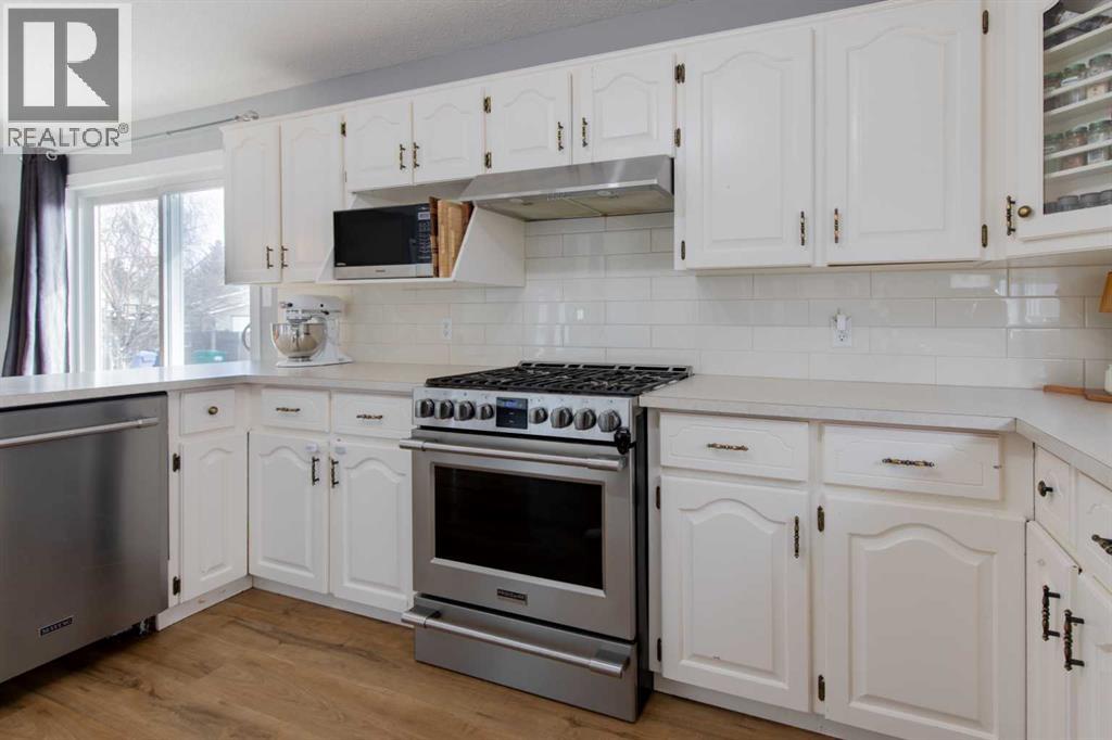 19 Beaverbrook Bay N, Lethbridge, Alberta  T1H 5Z6 - Photo 18 - A2303128