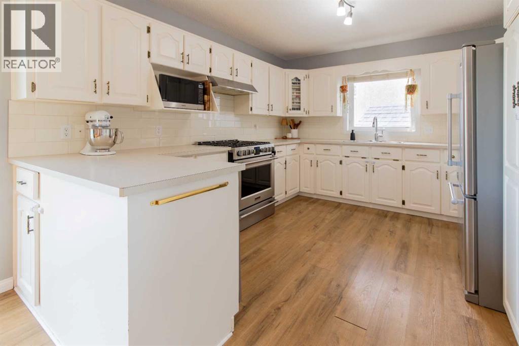 19 Beaverbrook Bay N, Lethbridge, Alberta  T1H 5Z6 - Photo 15 - A2303128