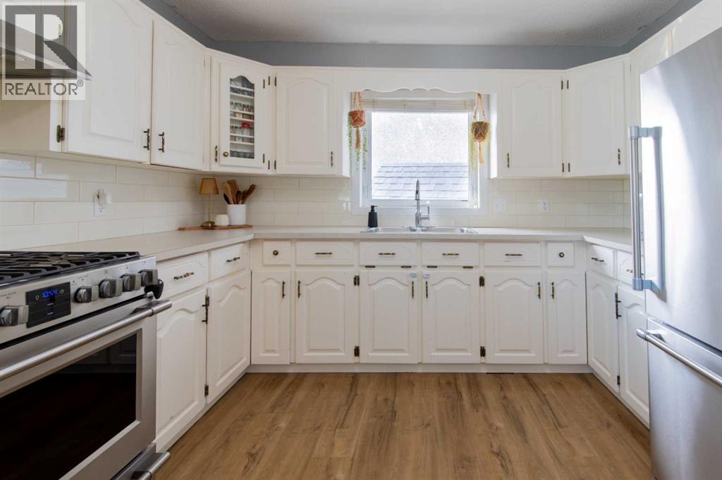 19 Beaverbrook Bay N, Lethbridge, Alberta  T1H 5Z6 - Photo 17 - A2303128