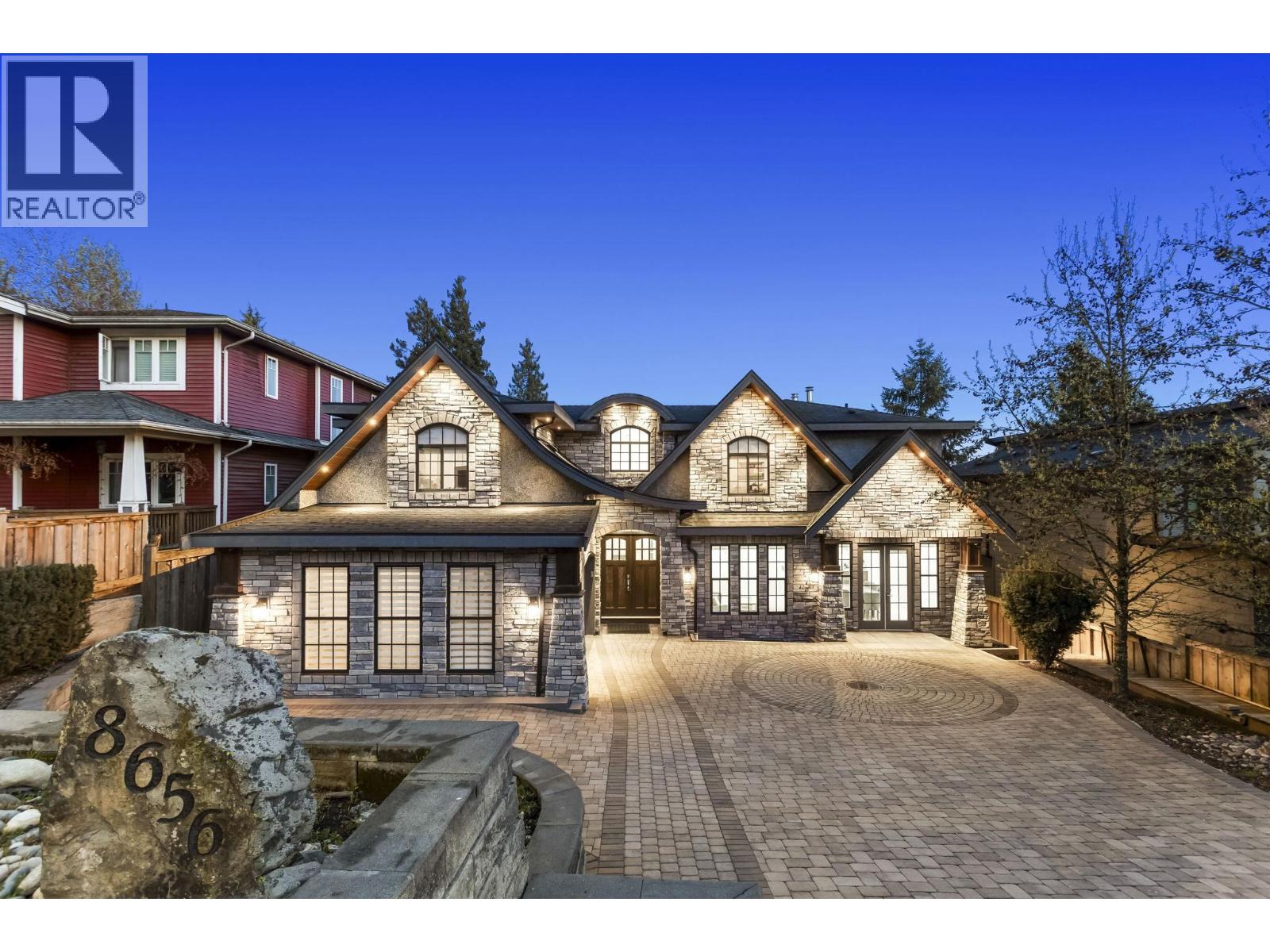 8656 GILLEY AVENUE, Burnaby, British Columbia