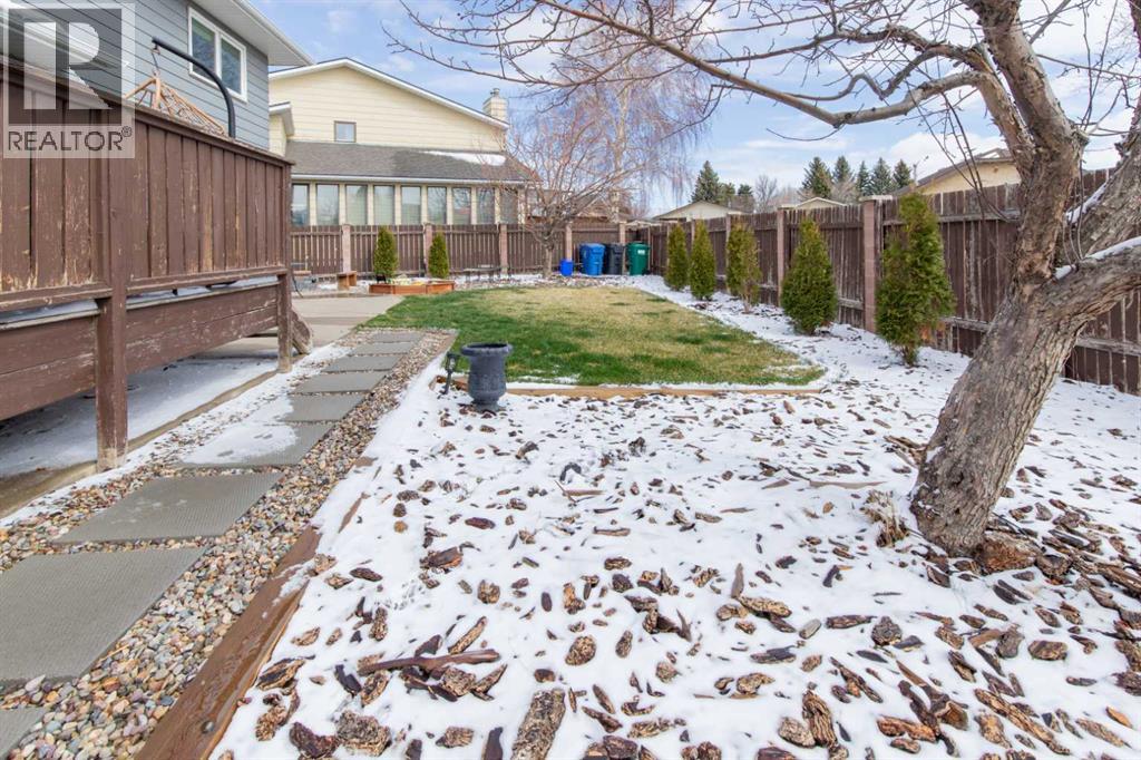 19 Beaverbrook Bay N, Lethbridge, Alberta  T1H 5Z6 - Photo 44 - A2303128