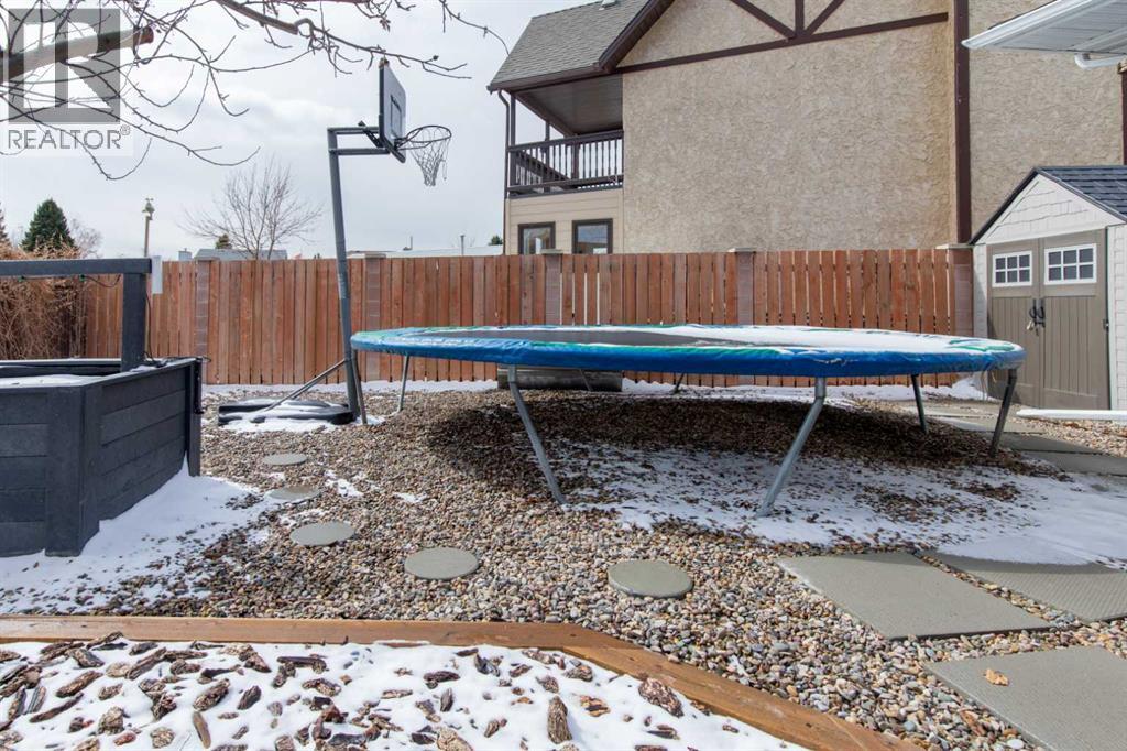 19 Beaverbrook Bay N, Lethbridge, Alberta  T1H 5Z6 - Photo 43 - A2303128