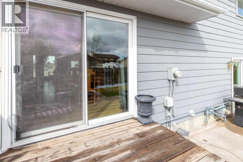 19 Beaverbrook Bay N, Lethbridge, Alberta  T1H 5Z6 - Photo 40 - A2303128