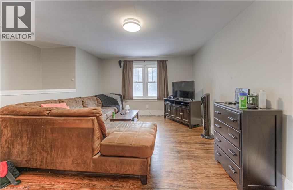 530 St David Street N, Fergus, Ontario  N1M 2K4 - Photo 5 - 40821402