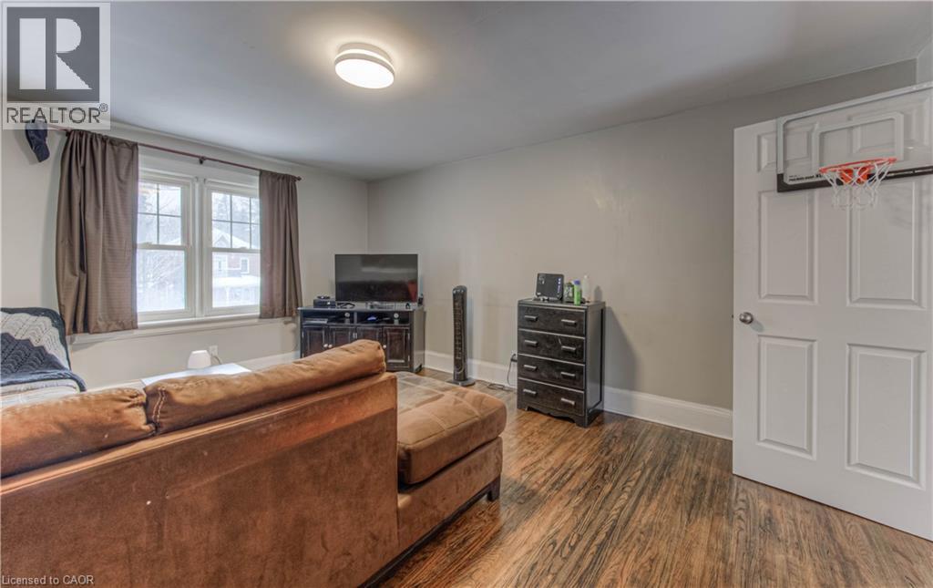 530 St David Street N, Fergus, Ontario  N1M 2K4 - Photo 6 - 40821402