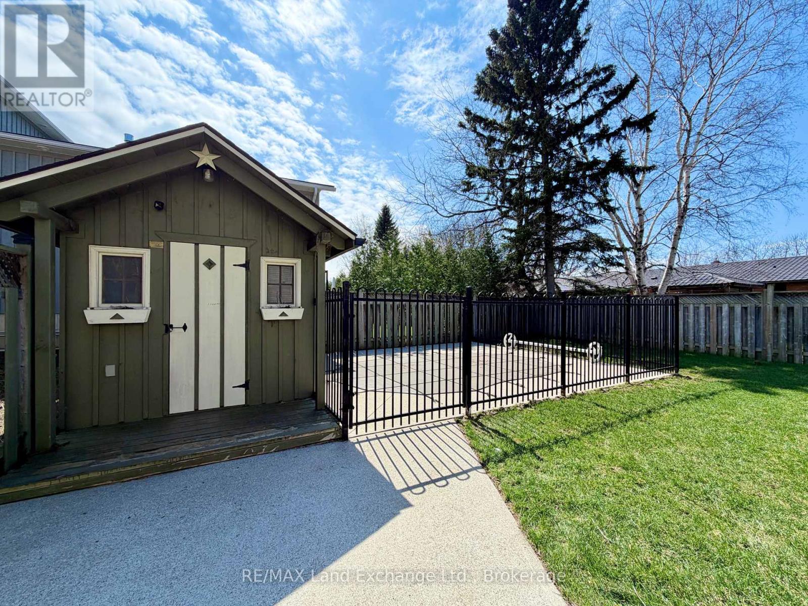 375 Lansdowne Street, Saugeen Shores, Ontario  N0H 2L0 - Photo 21 - X13020264