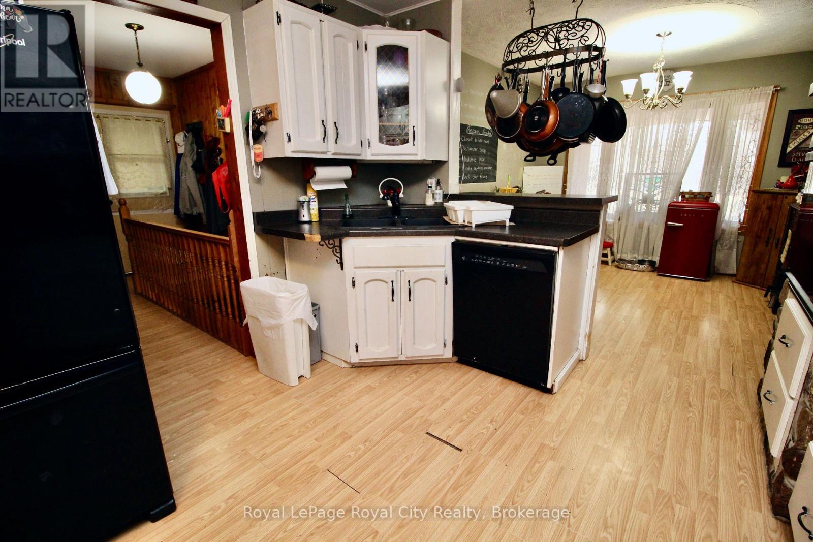 192 Mcarthur Road, Northern Bruce Peninsula, Ontario  N0H 2R0 - Photo 4 - X13020388