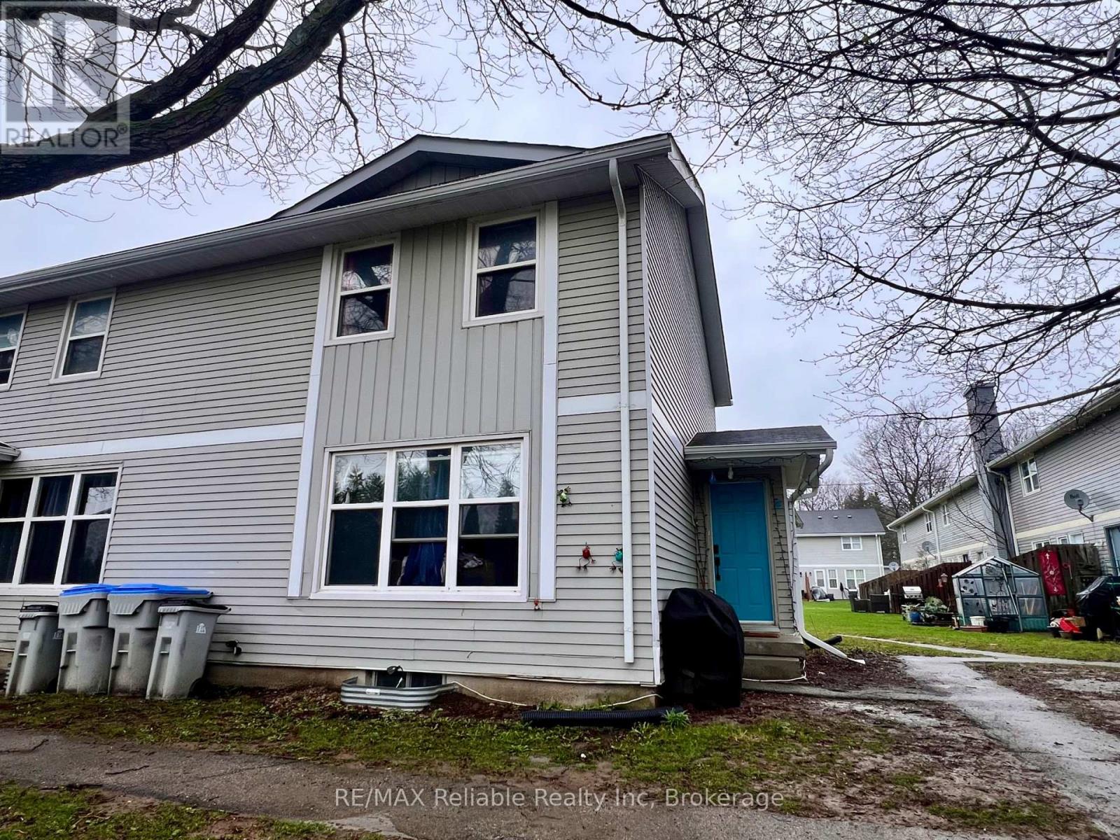 4 St. Charles Place, Huron East, Ontario  N0M 1L0 - Photo 2 - X13020412