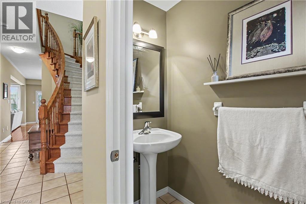 81 Valridge Drive Unit# 44, Ancaster, Ontario  L9G 5B6 - Photo 6 - 40821170