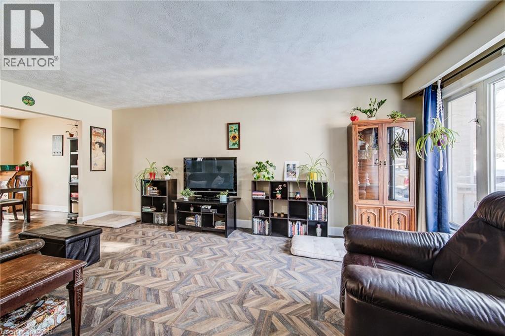 71 Shadeland Crescent, Kitchener, Ontario  N2M 2J1 - Photo 5 - 40821627