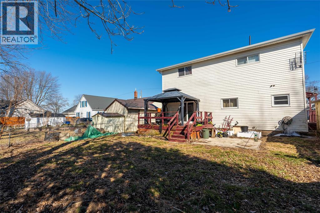 85 Main Street, Wallaceburg, Ontario  N8A 2G7 - Photo 22 - 26004619