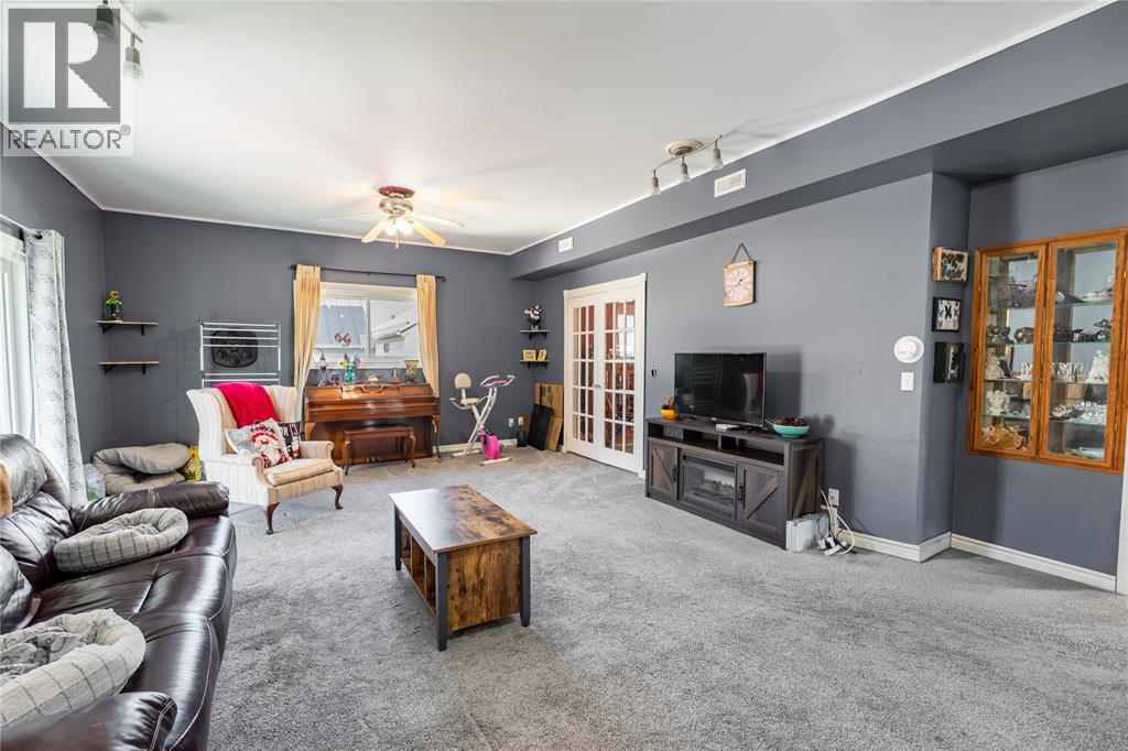 85 Main Street, Wallaceburg, Ontario  N8A 2G7 - Photo 7 - 26004619