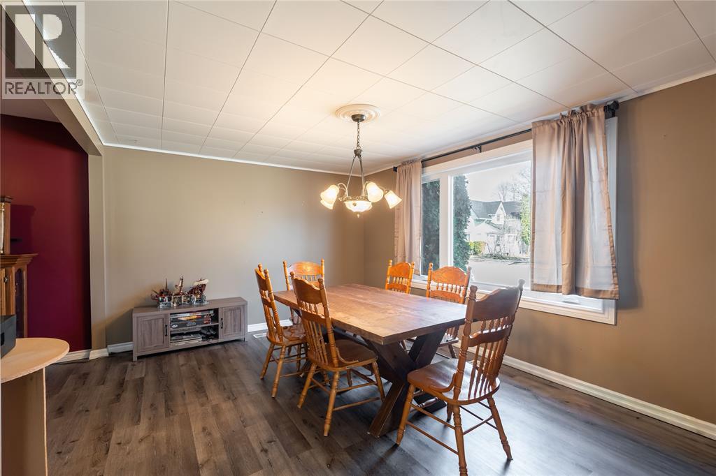 85 Main Street, Wallaceburg, Ontario  N8A 2G7 - Photo 8 - 26004619