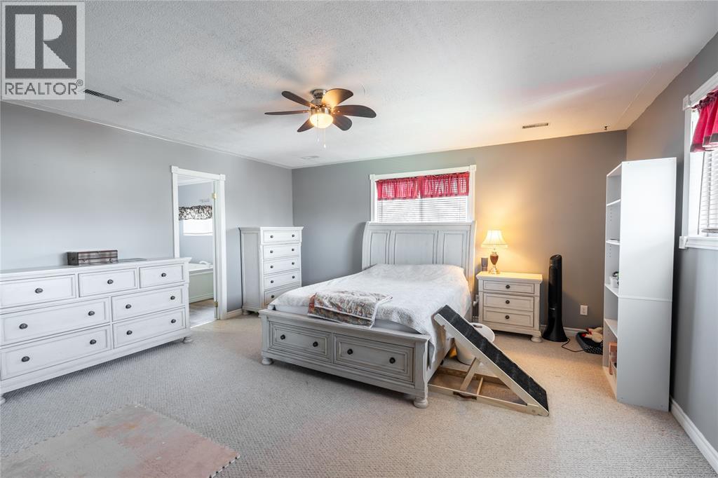 85 Main Street, Wallaceburg, Ontario  N8A 2G7 - Photo 11 - 26004619