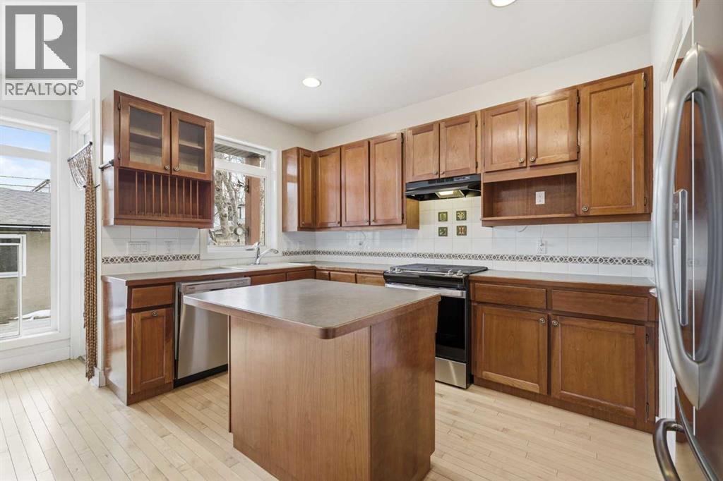 2606 25a Street Sw, Calgary, Alberta  T3E 1Z4 - Photo 15 - A2300530