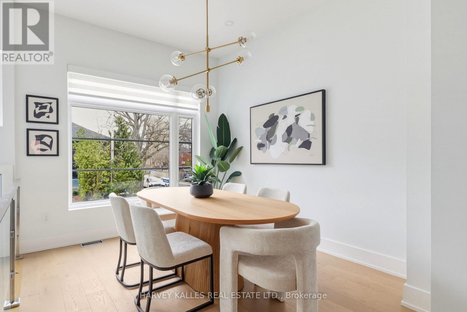 599 Soudan Avenue, Toronto, Ontario  M4S 1X1 - Photo 5 - C13020224