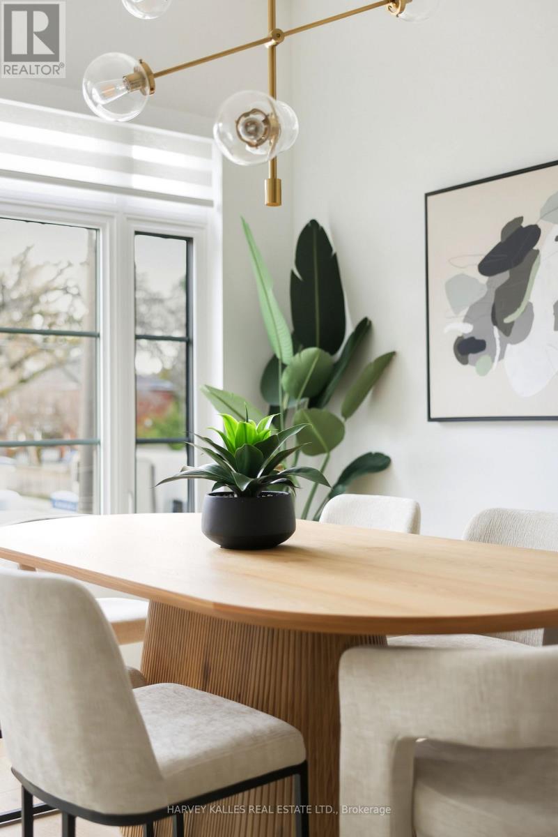 599 Soudan Avenue, Toronto, Ontario  M4S 1X1 - Photo 6 - C13020224