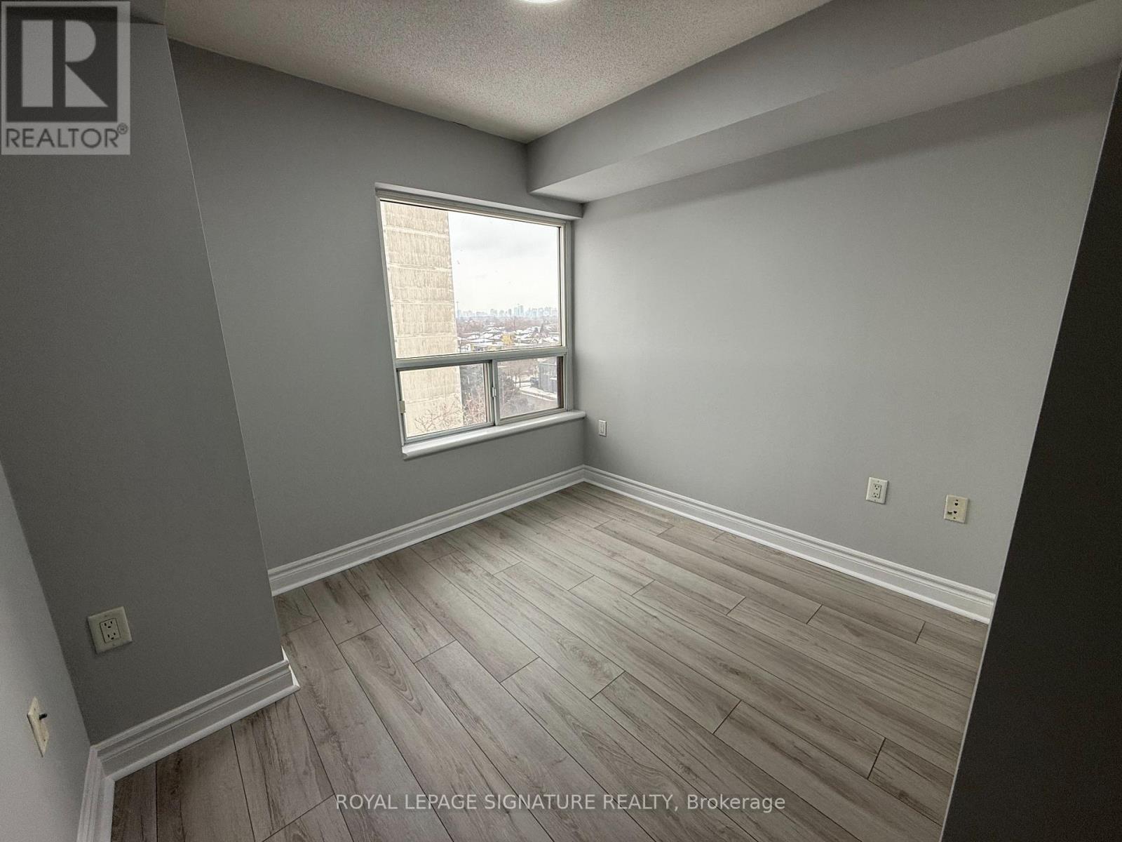 605 - 2 Neptune Drive, Toronto, Ontario  M6A 3E6 - Photo 8 - C13020308