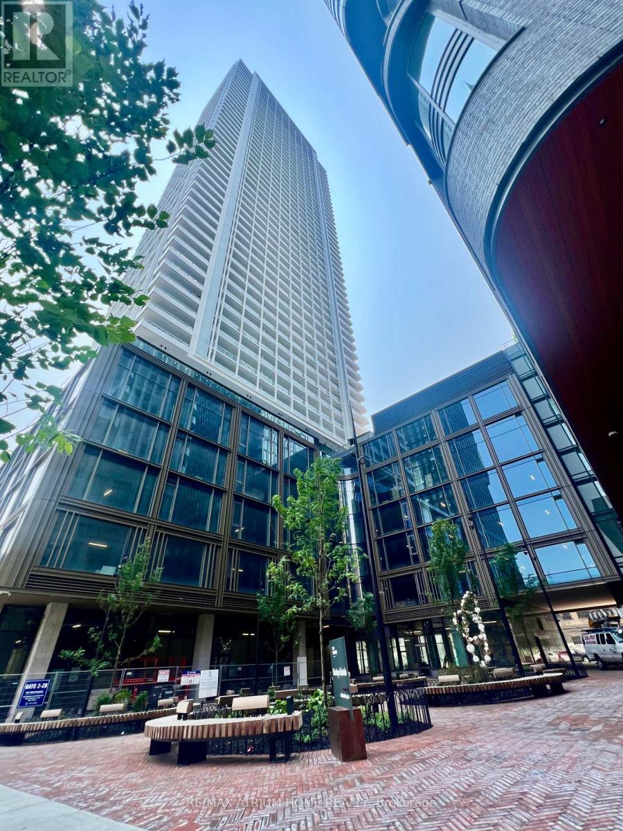 4705 - 88 QUEEN STREET E, Toronto, Ontario