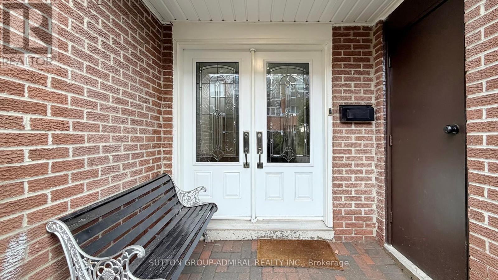 4 Dove Hawk Way, Toronto, Ontario  M2R 3M2 - Photo 3 - C13020470