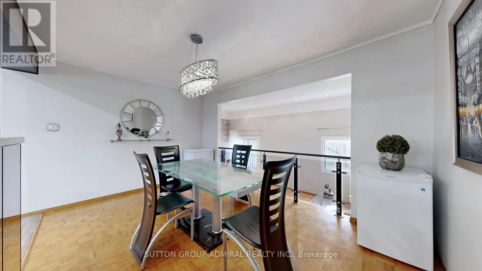 4 Dove Hawk Way, Toronto, Ontario  M2R 3M2 - Photo 9 - C13020470