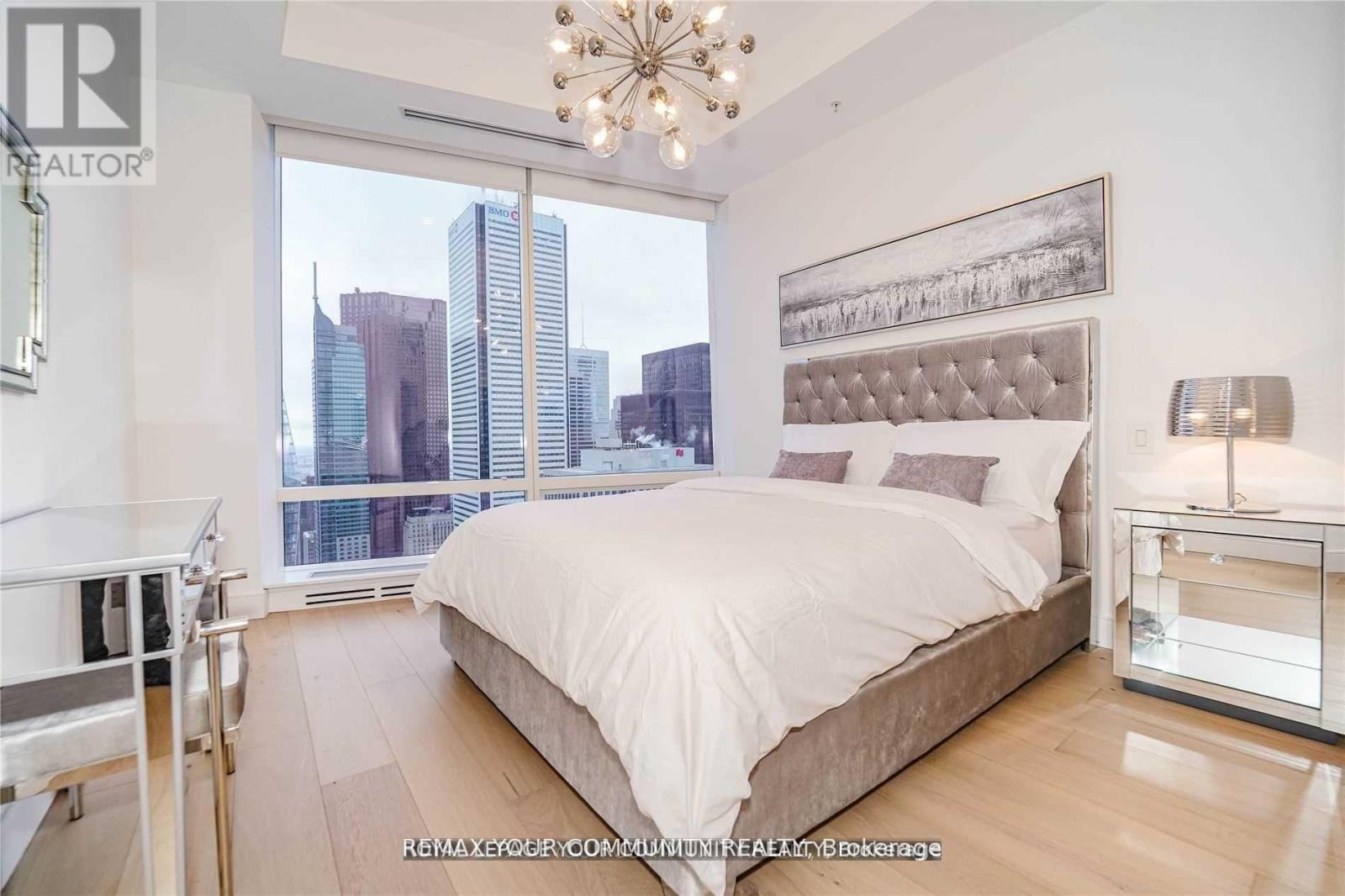 5207 - 180 University Avenue, Toronto, Ontario  M5H 0A2 - Photo 12 - C13020472