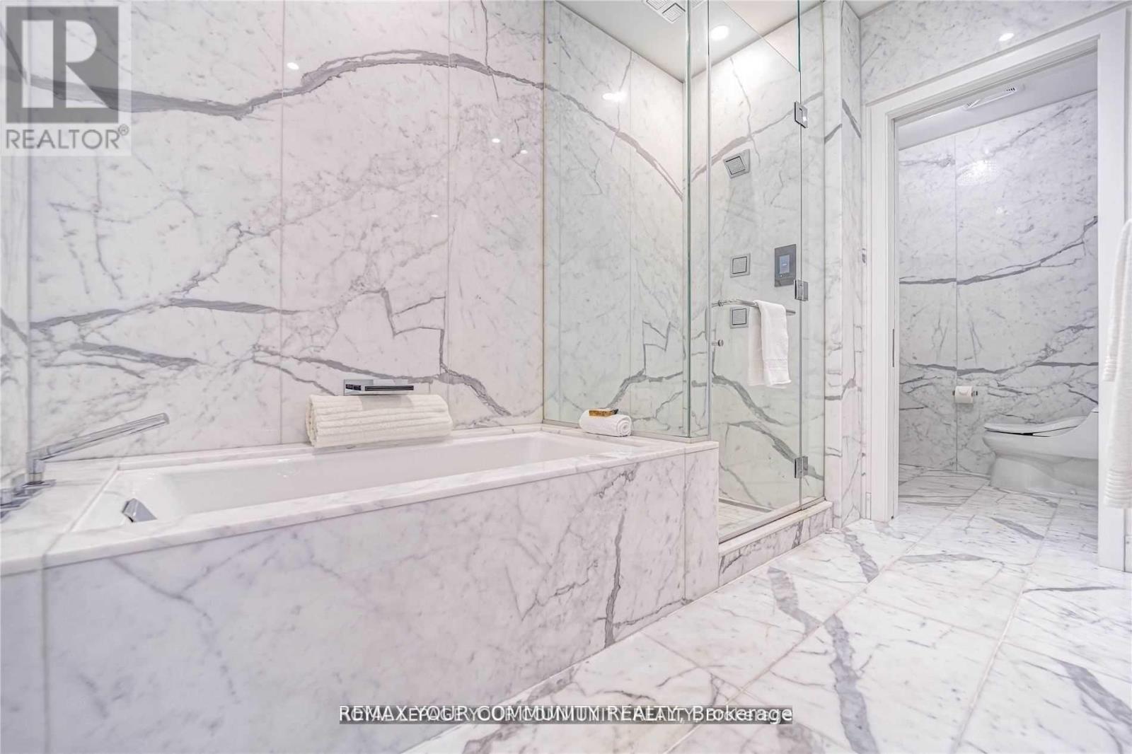 5207 - 180 University Avenue, Toronto, Ontario  M5H 0A2 - Photo 17 - C13020472