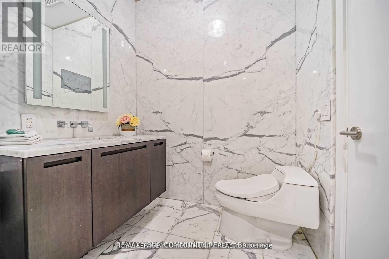 5207 - 180 University Avenue, Toronto, Ontario  M5H 0A2 - Photo 19 - C13020472