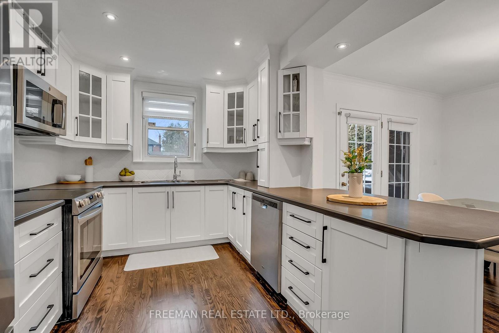 49 Romney Road, Toronto (Lansing-Westgate), Ontario  M3H 1H4 - Photo 14 - C13020476