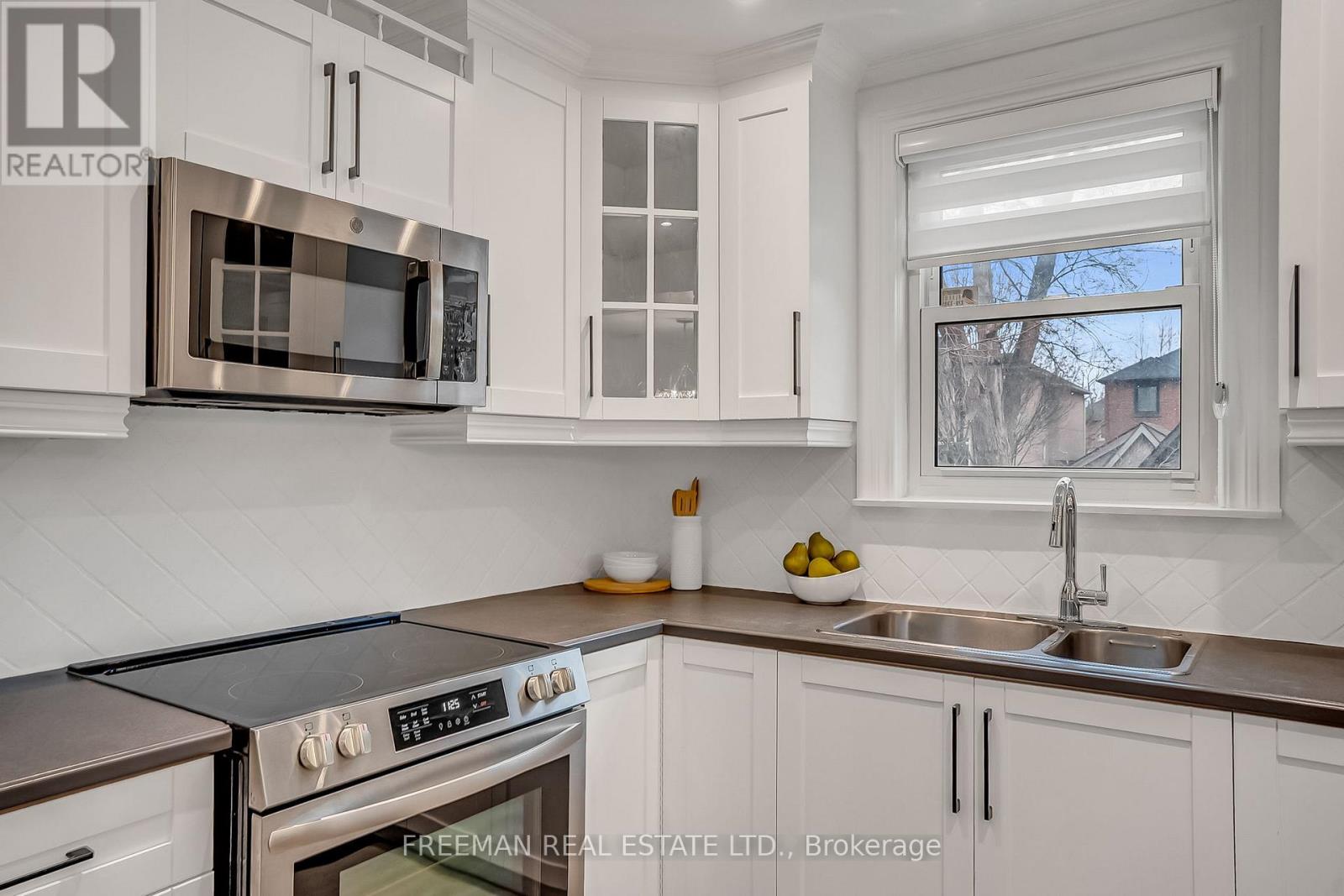 49 Romney Road, Toronto (Lansing-Westgate), Ontario  M3H 1H4 - Photo 15 - C13020476