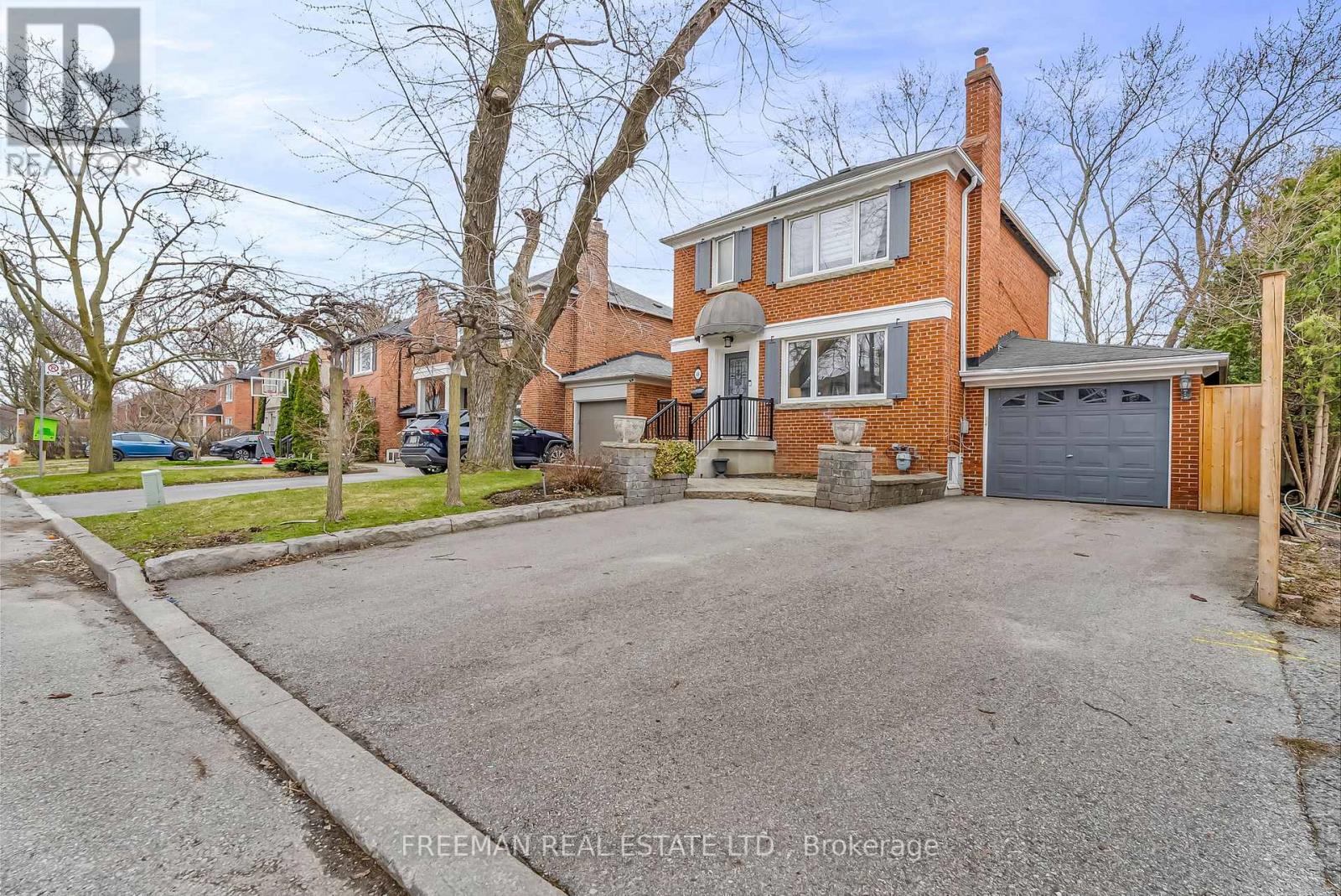 49 Romney Road, Toronto (Lansing-Westgate), Ontario  M3H 1H4 - Photo 2 - C13020476