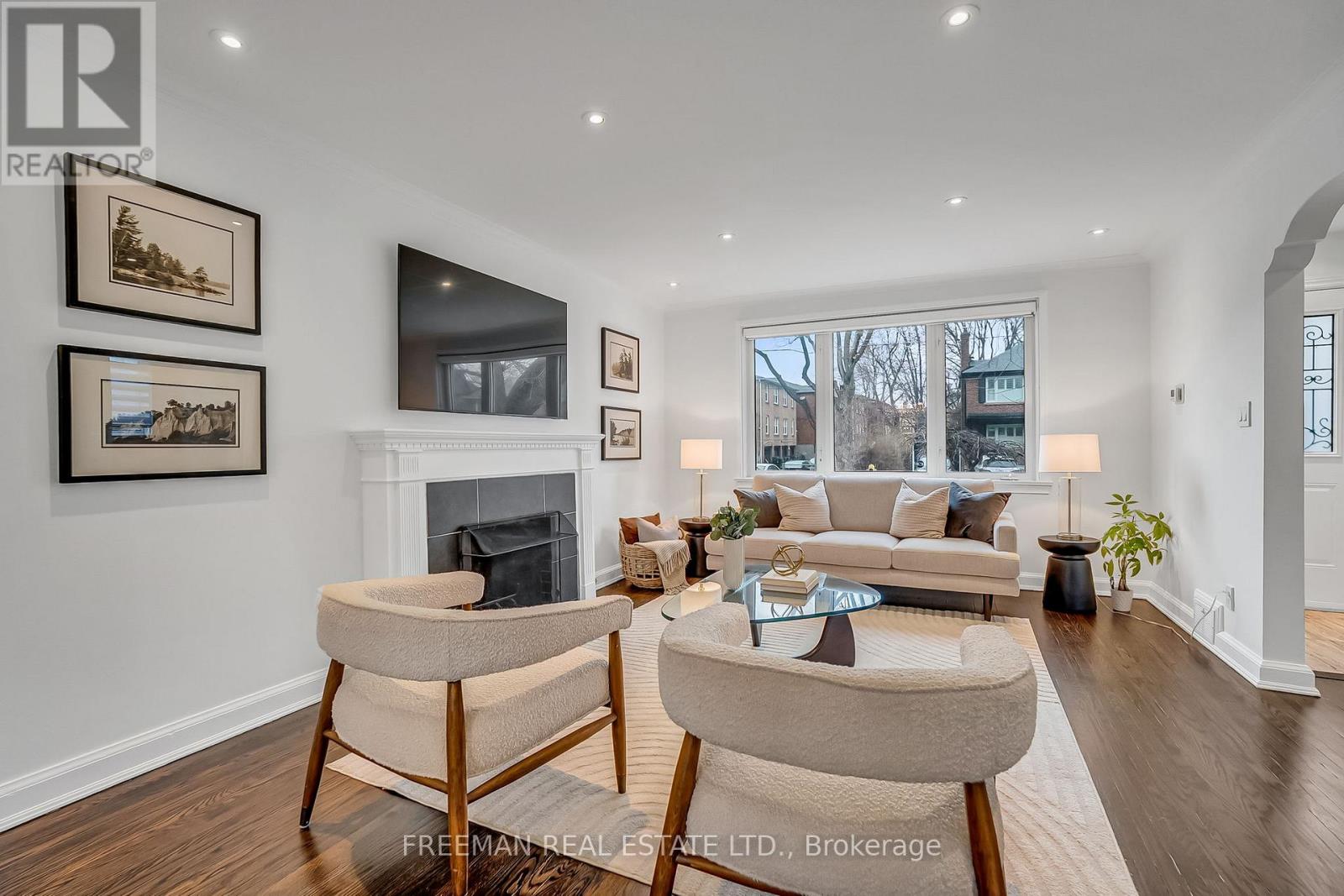 49 Romney Road, Toronto (Lansing-Westgate), Ontario  M3H 1H4 - Photo 4 - C13020476