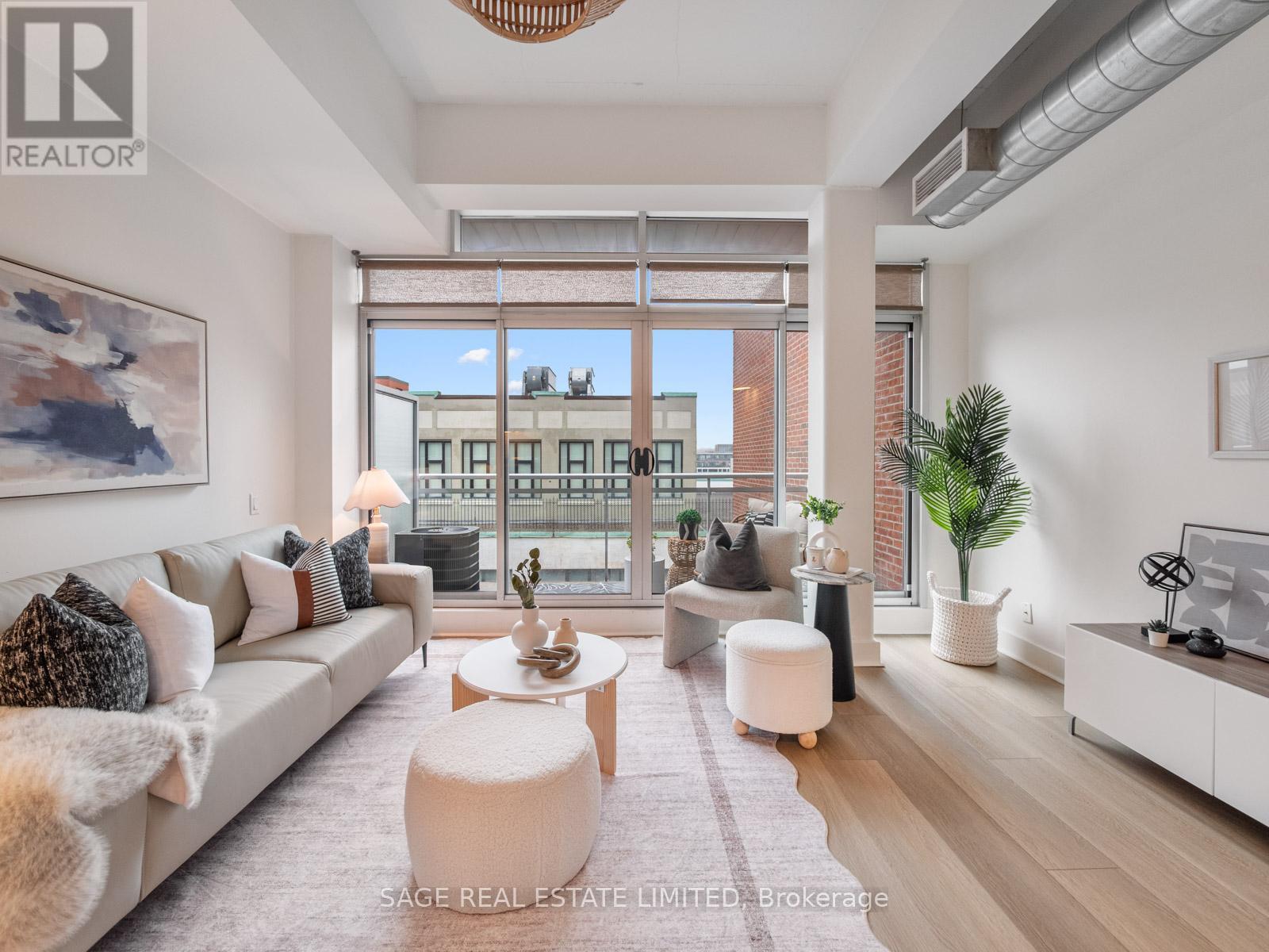 811 - 233 Carlaw Avenue, Toronto, Ontario  M4M 3N6 - Photo 3 - E13020254