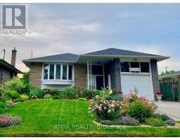 36 BIRCHARD STREET, Toronto, Ontario