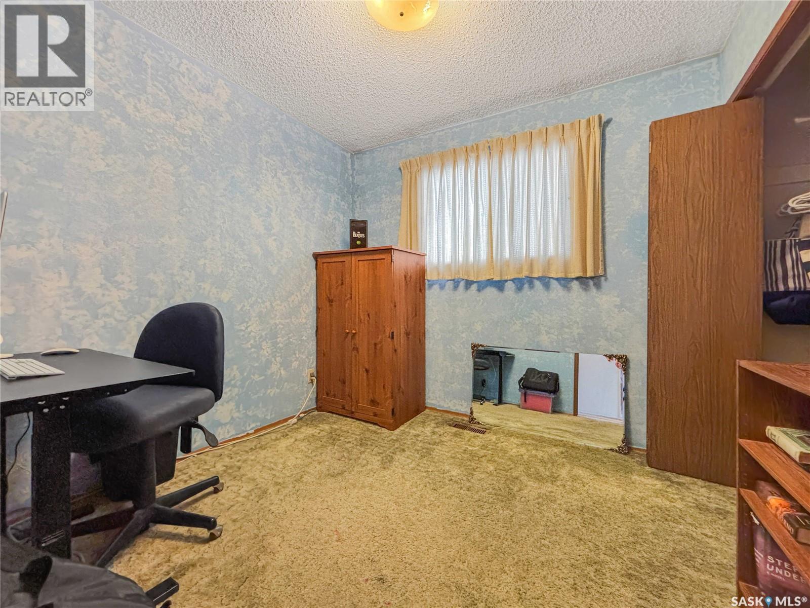 3946 Diefenbaker Drive, Saskatoon, Saskatchewan  S7L 6C6 - Photo 10 - SK033414